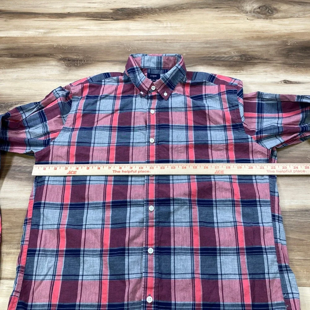 J. Crew Button Down Shirt Mens Large Classic Plaid 100% Cotton Pink Navy Grey